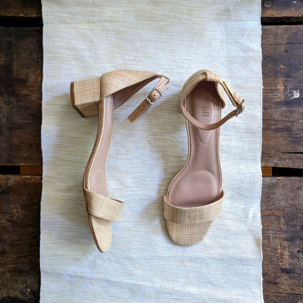 NWOT J Jill beige raffia woven  low stack block heel shoes size 8.5